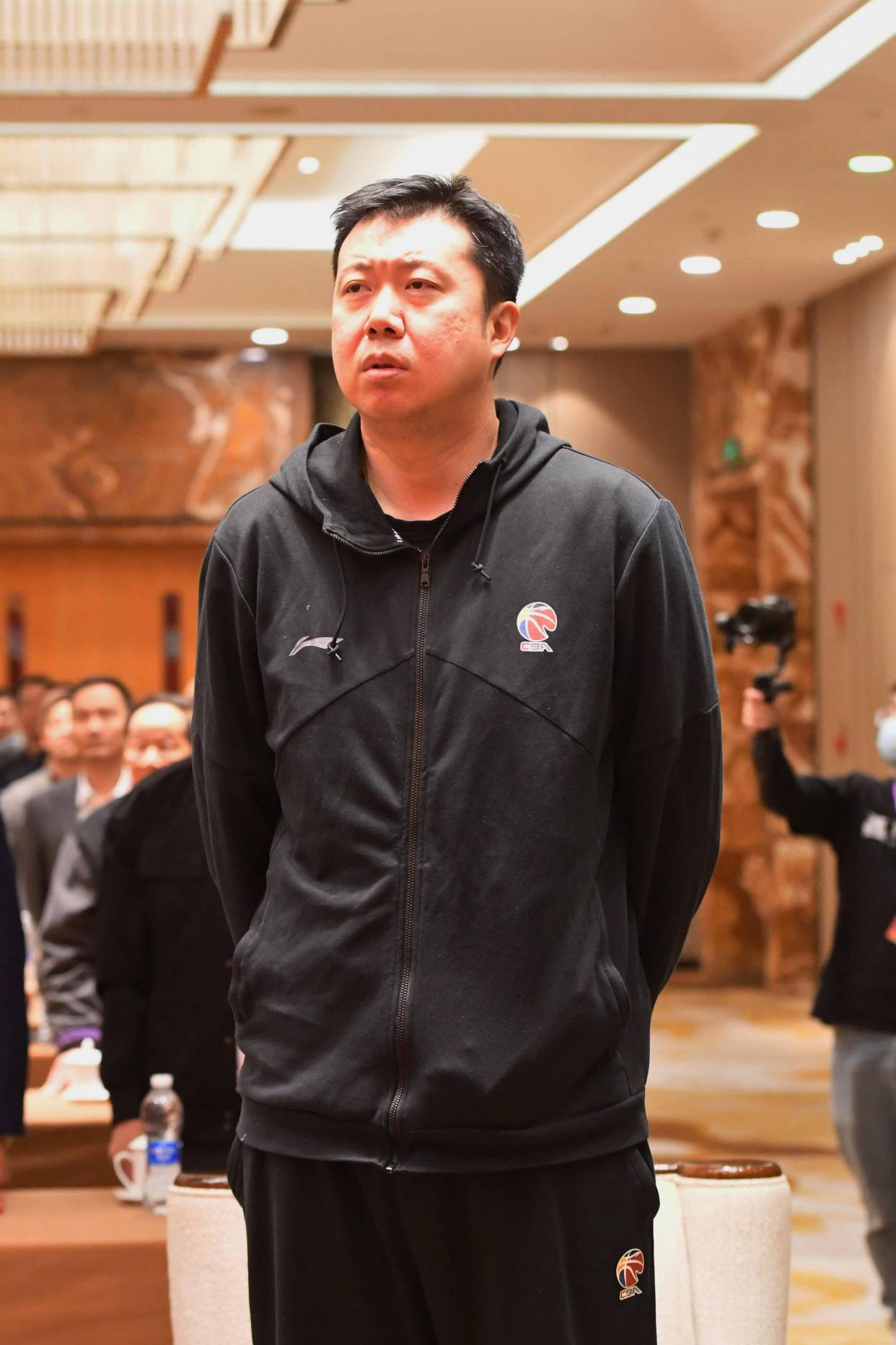 九游体育-关于埃因霍温迎CBA常规赛关键赛，转会期队长鼓劲，媒体盛赞，医务组通报恢复的信息